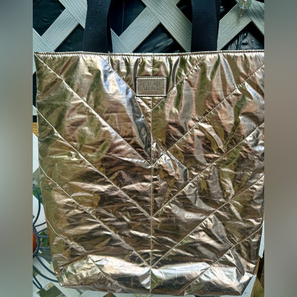 Victoria's Secret Limited Edition 2017 Metallic Rose Gold Tote Bag - Picture 3 of 10